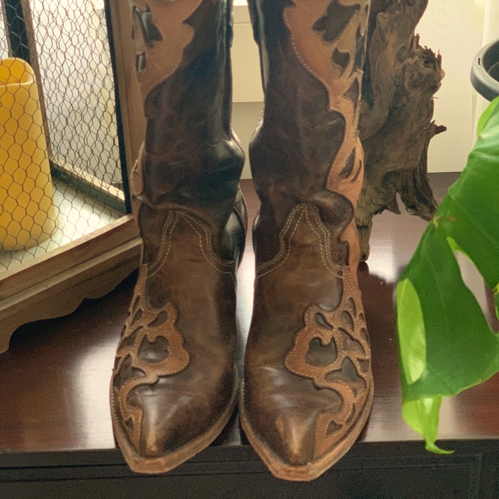 Beautiful Corral cowboy boots
